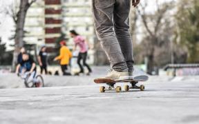 skateboarder in de stad
