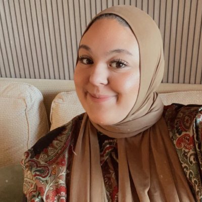Latifa, gezinsondersteuner