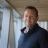 Diederik Vancoppenolle, wetenschappelijk adviseur Opgroeien lacht naar camera