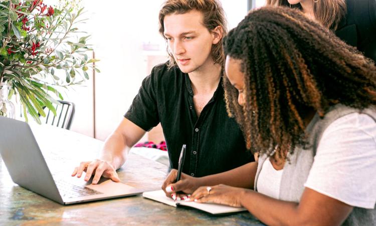 Kennishub - Huizen van het Kind - Effectief Samenwerken - Werken in driehoeken