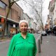 Gezinsondersteuner Fatime op straat in het Antwerpse Kiel