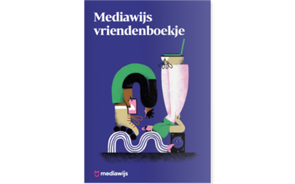 cover van mediawijs vriendenboekje