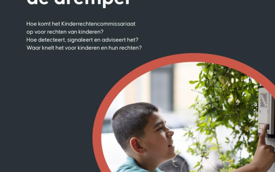 cover jaarverslag rechten op de drempel kinderrechtcommissariaat