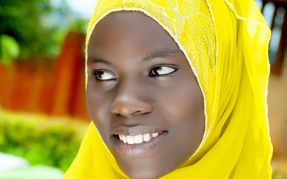 meisje met hoofddoek