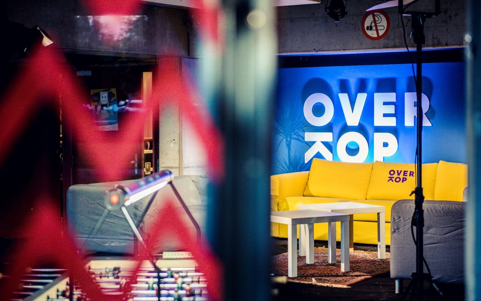 Nieuwsbericht Opgroeien OverKop-huis interieur