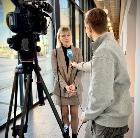 Jeugdhulpregisseur Ashley vertelt op ROBtv meer over capaciteitsbeheersysteem