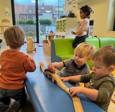 Peuters aan het spelen in kinderopvang Engelbewaarder